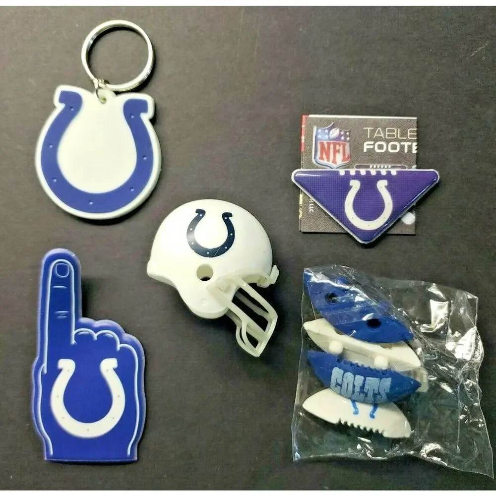 Indianapolis Colts‎ Football Vending Charms Lot of 5 Puzzle Helmet Key Chain 292